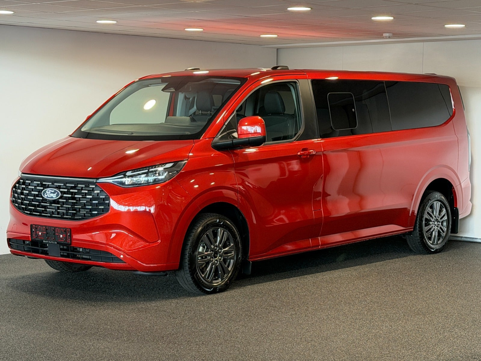 Ford Tourneo Custom 340 L2 2,5 PHEV Titanium X CVT