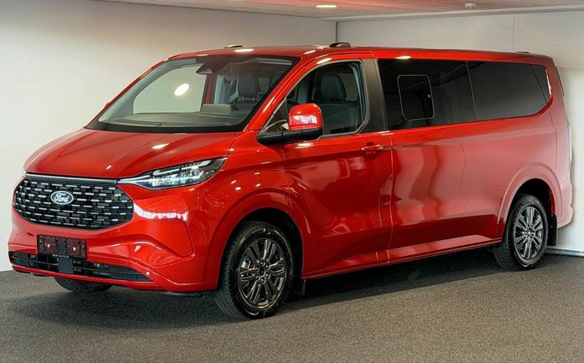 Ford Tourneo Custom 340 L2 2,5 PHEV Titanium X CVT