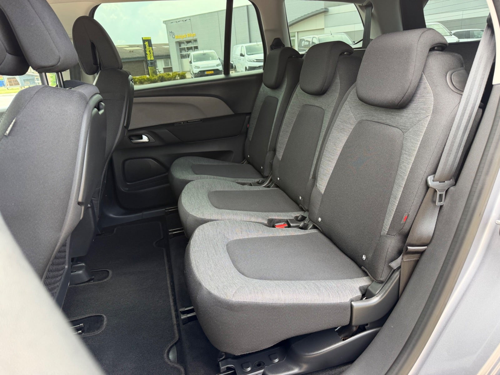 Sølv Citroën Grand C4 Picasso fra 2018