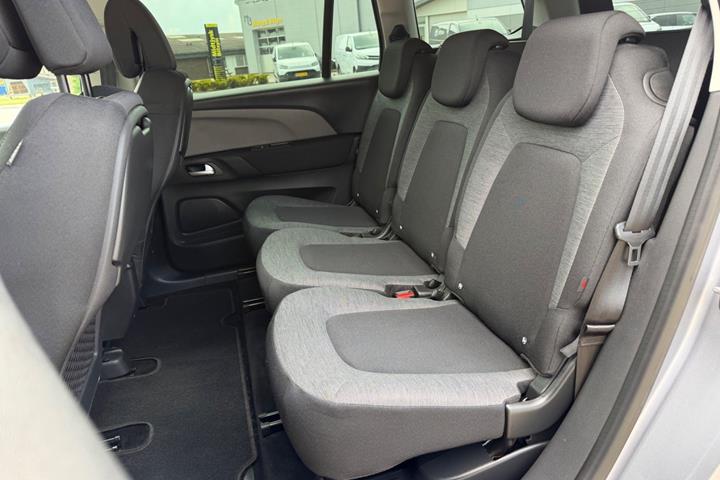 Sølv Citroën Grand C4 Picasso fra 2018