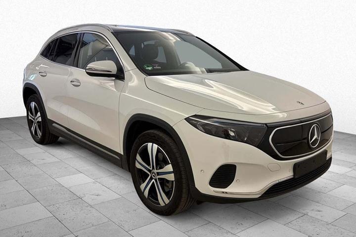 Hvid Mercedes EQA250 fra 2023