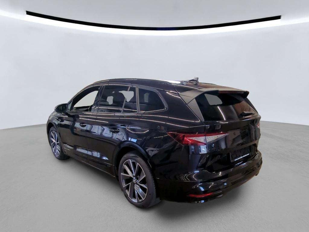 Sort Skoda Enyaq fra 2023