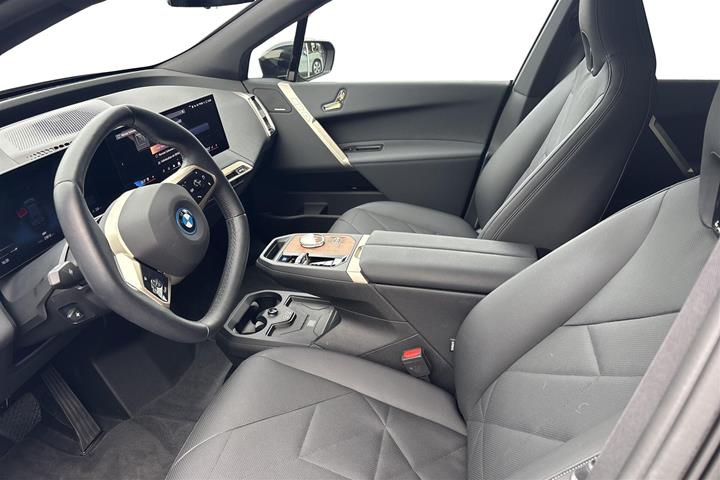 Sort BMW iX fra 2025
