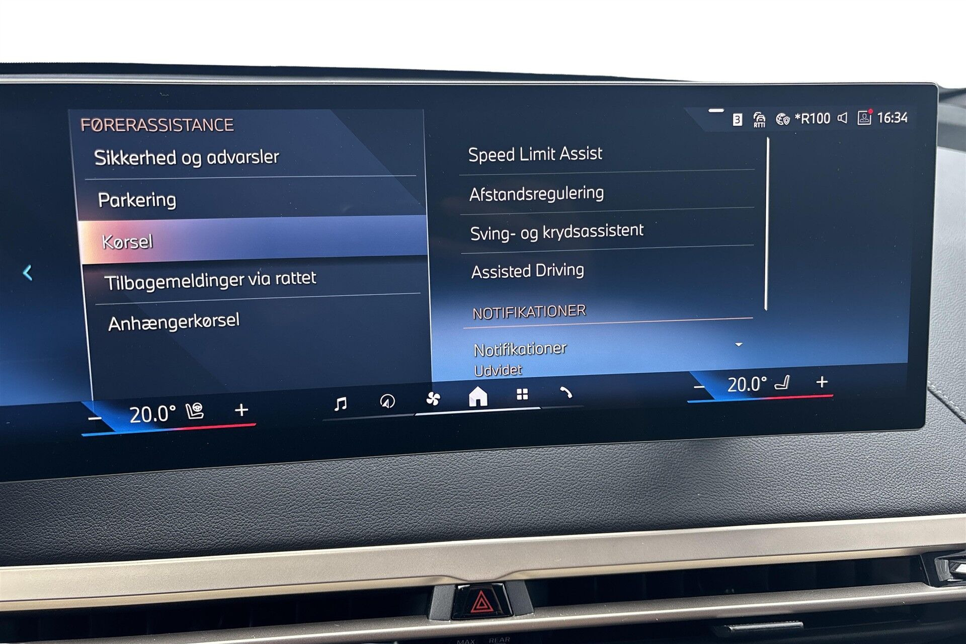 Sort BMW iX fra 2025
