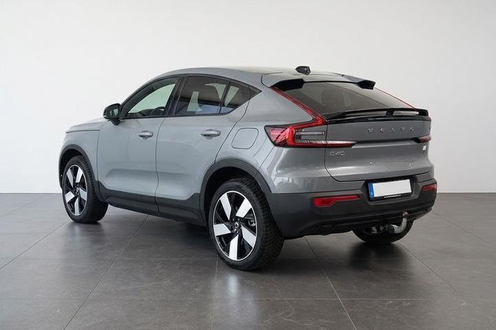 Grå Volvo C40 fra 2024