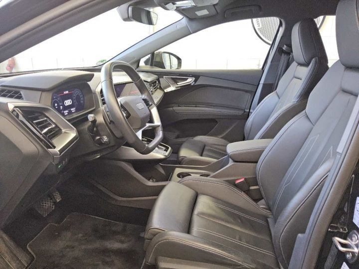 Sort Audi Q4 fra 2023