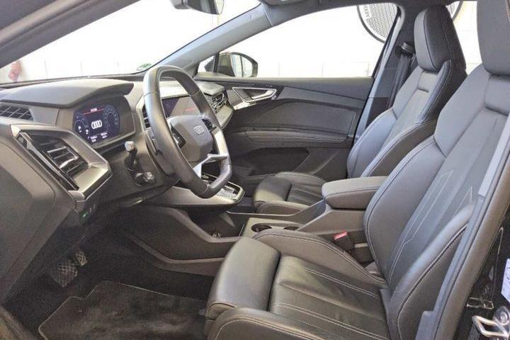 Sort Audi Q4 fra 2023