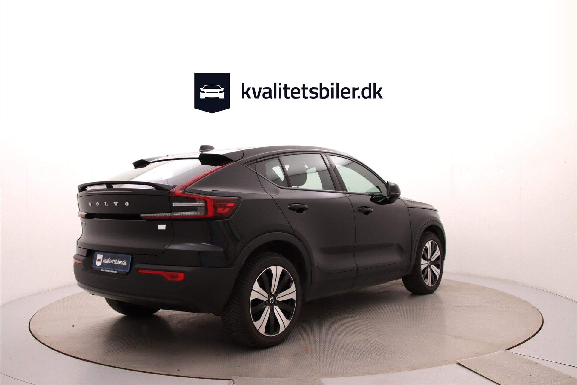Sort Volvo C40 fra 2023