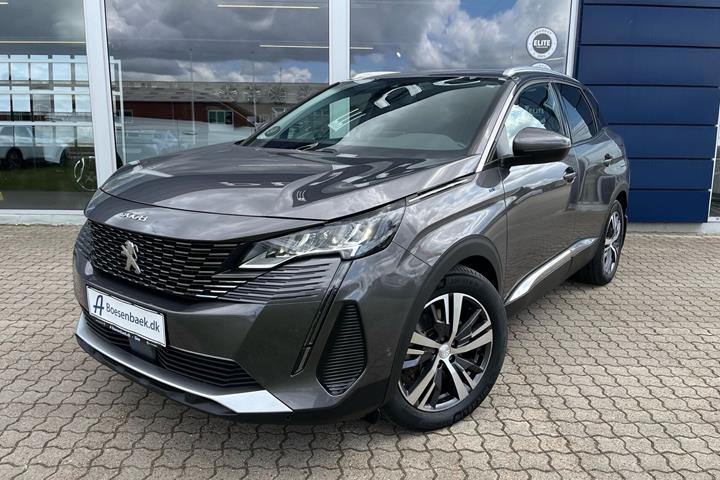 Grå Peugeot 3008 fra 2021