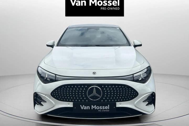 Hvid Mercedes CLA250+ fra 2025