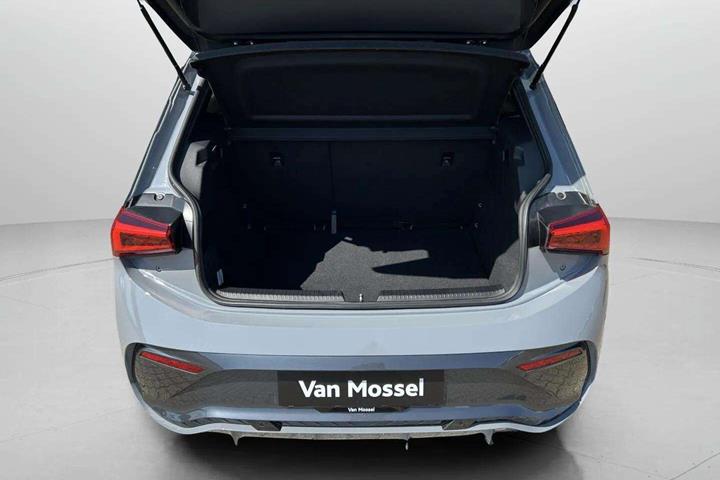 Grå Cupra Born fra 2023