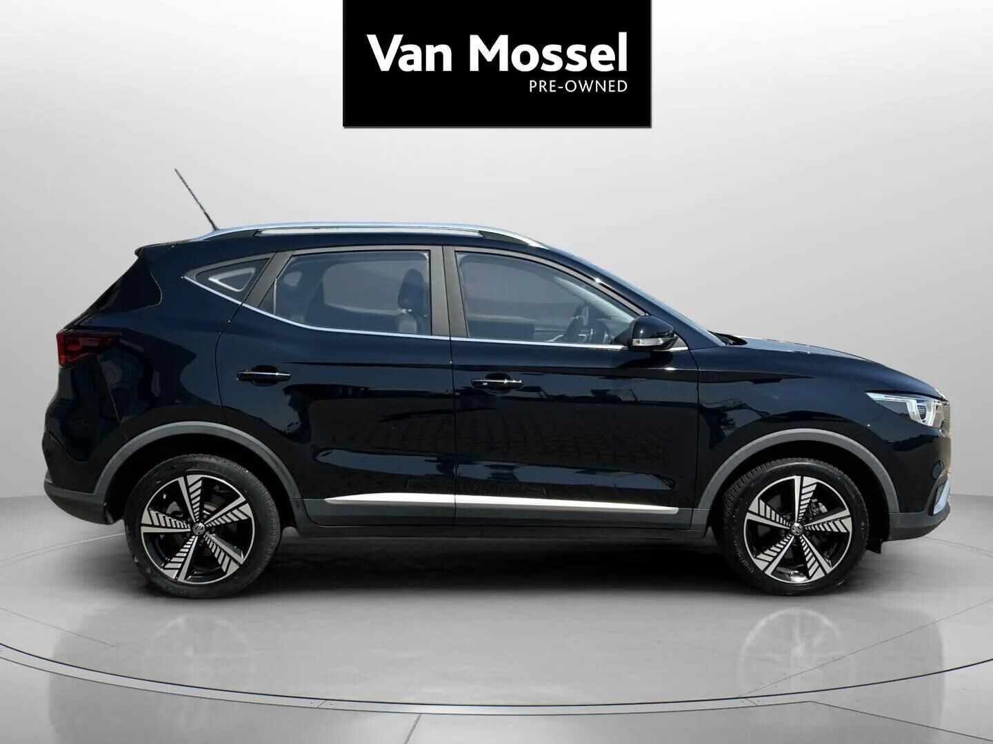 Sort MG ZS EV fra 2020