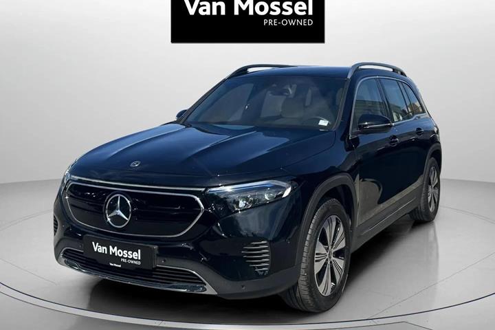 Sort Mercedes EQB 250 fra 2024