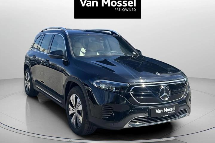 Sort Mercedes EQB 250 fra 2024