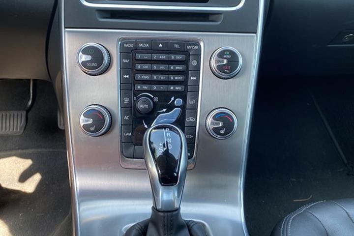 undefined Volvo V60 fra 2017