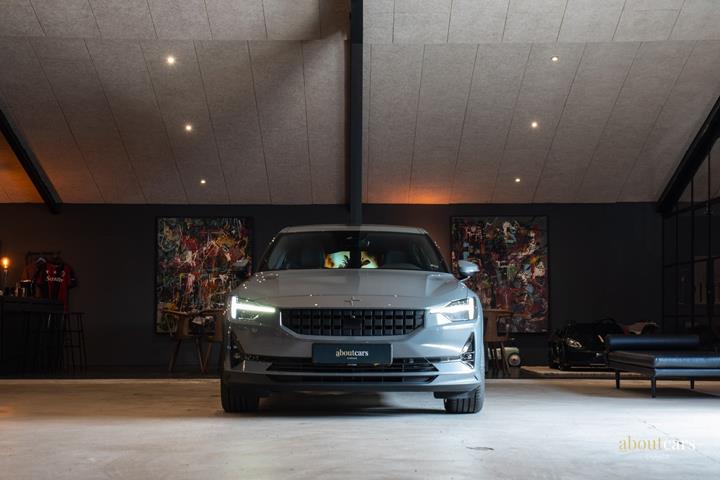 Grå Polestar 2 fra 2022