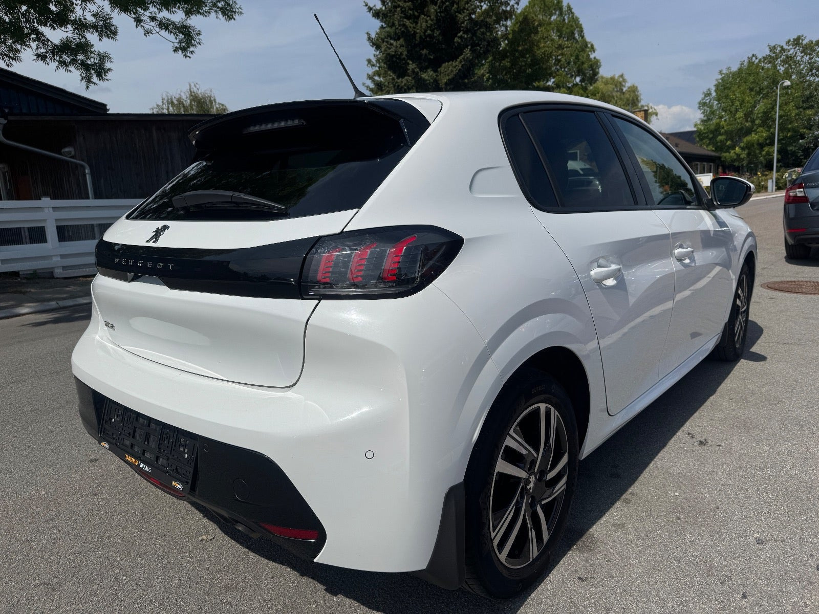 undefined Peugeot 208 fra 2021