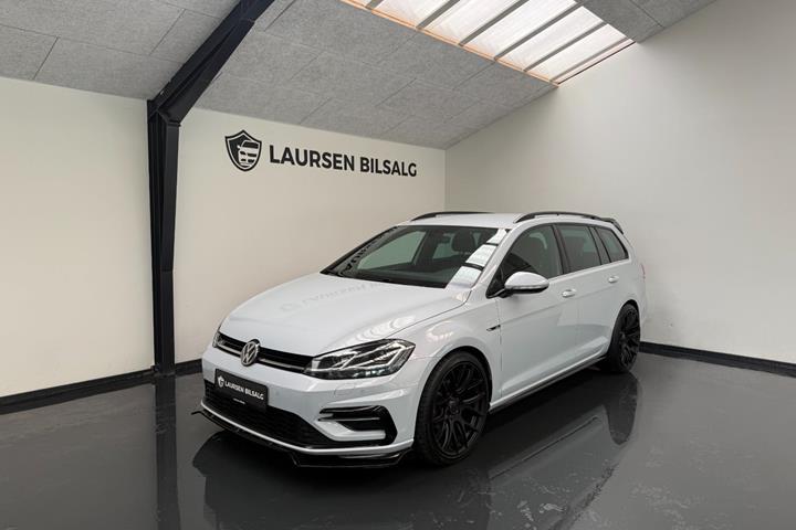 Hvid VW Golf VII fra 2018