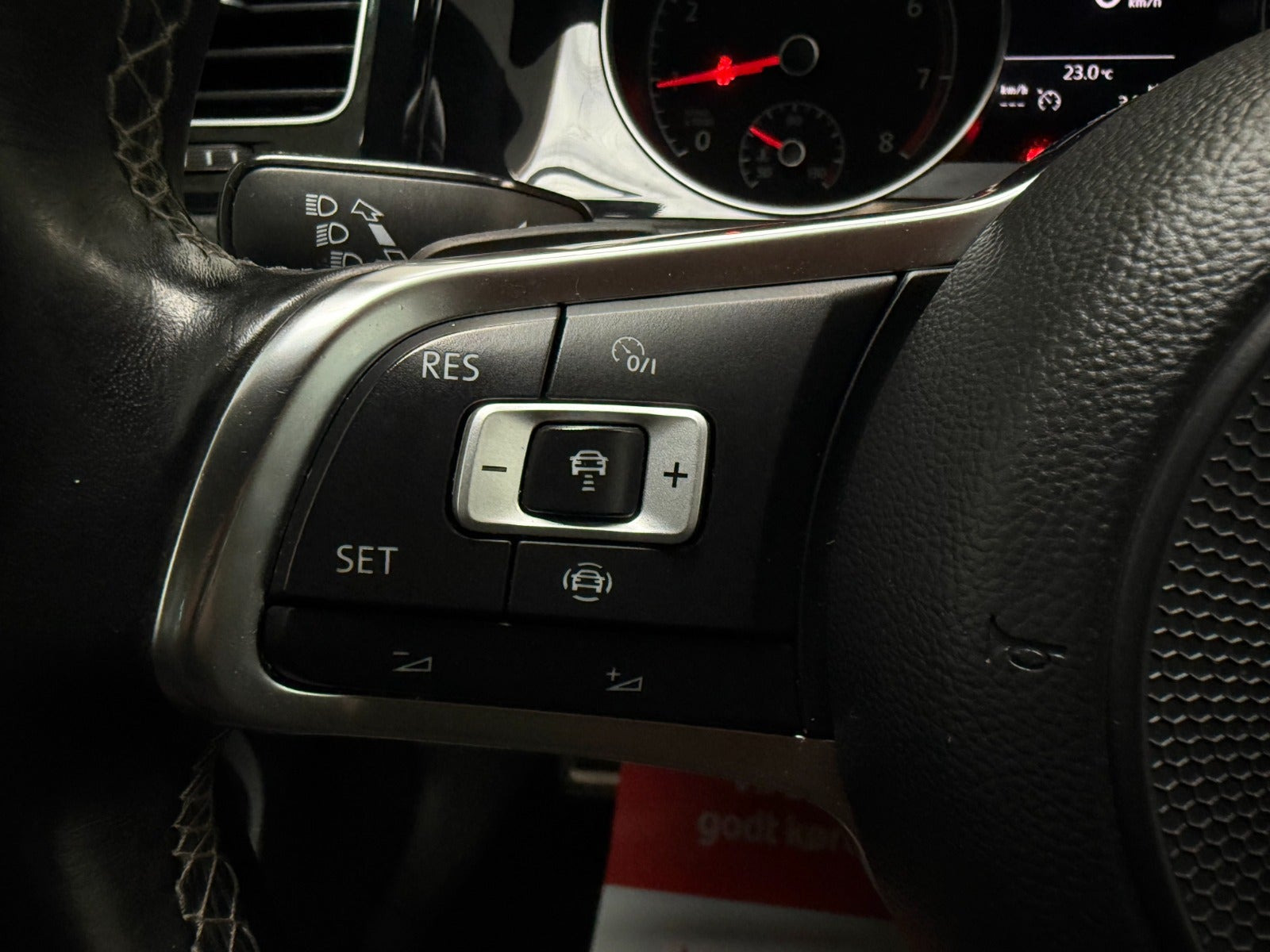 Hvid VW Golf VII fra 2018