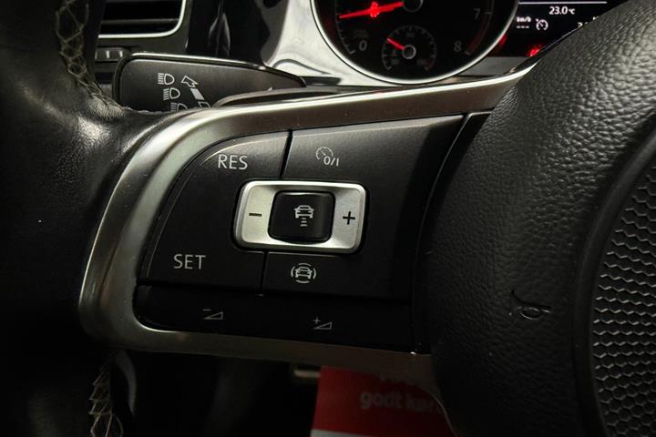 Hvid VW Golf VII fra 2018