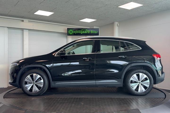 Sort Mercedes EQA250+ fra 2023