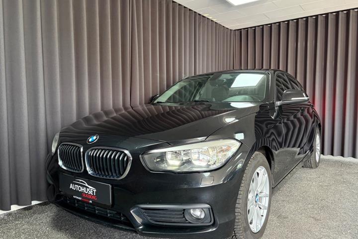 Sort BMW 118i fra 2018