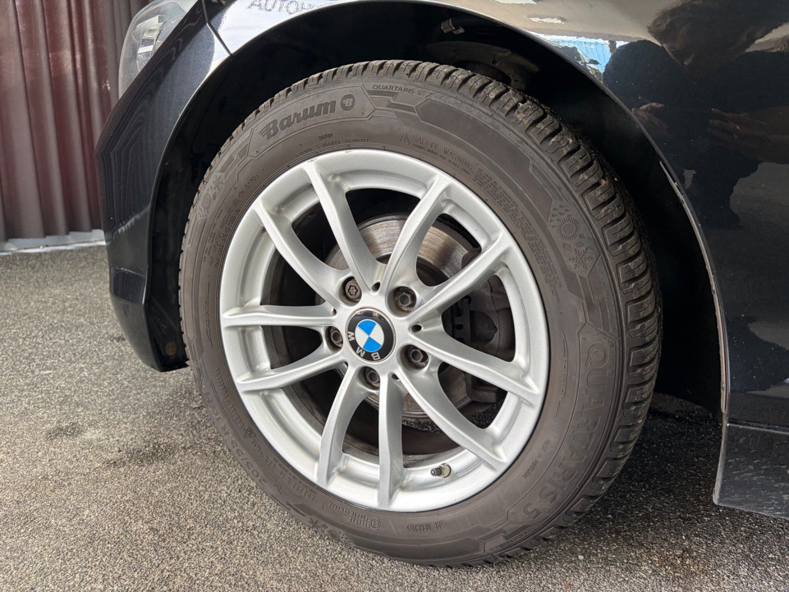 Sort BMW 118i fra 2018