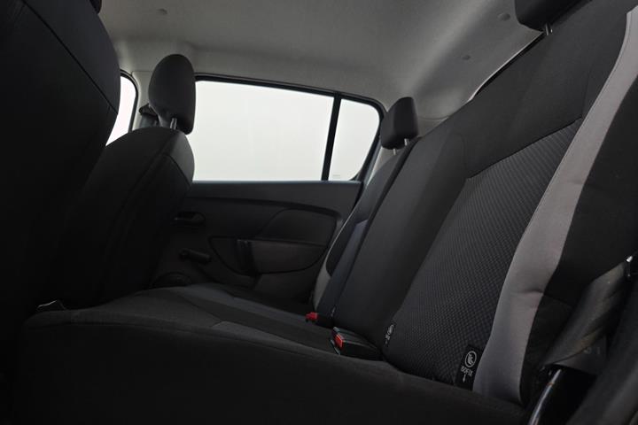 Sort Dacia Sandero fra 2016