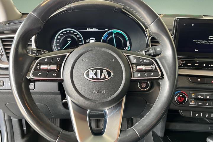 Sølv Kia Ceed fra 2021