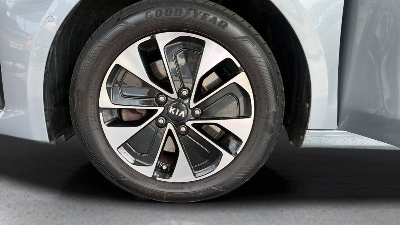 Sølv Kia Ceed fra 2021