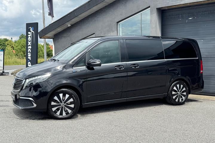 Sort Mercedes EQV300 fra 2022