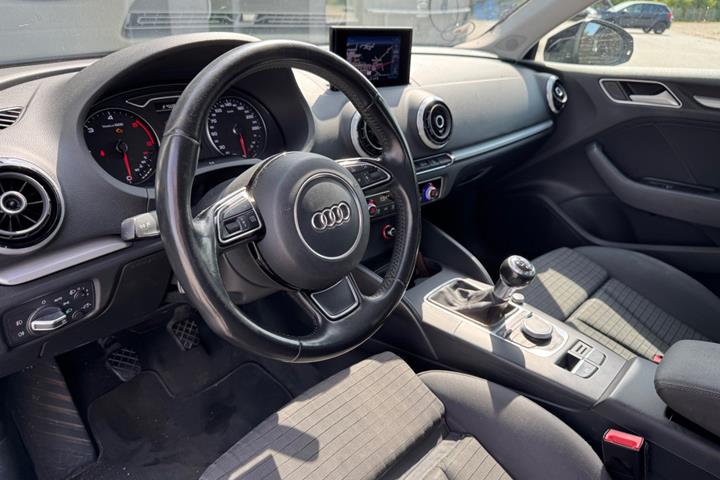 Sort Audi A3 fra 2015