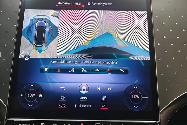 Sort Mercedes EQE350 SUV fra 2023