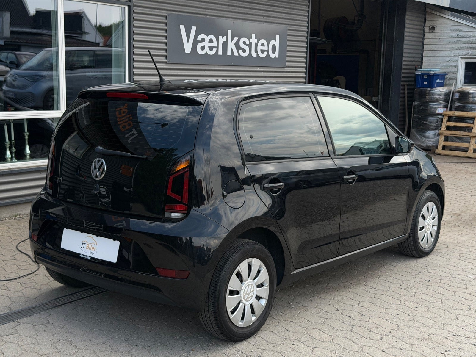 Sort VW UP! fra 2017
