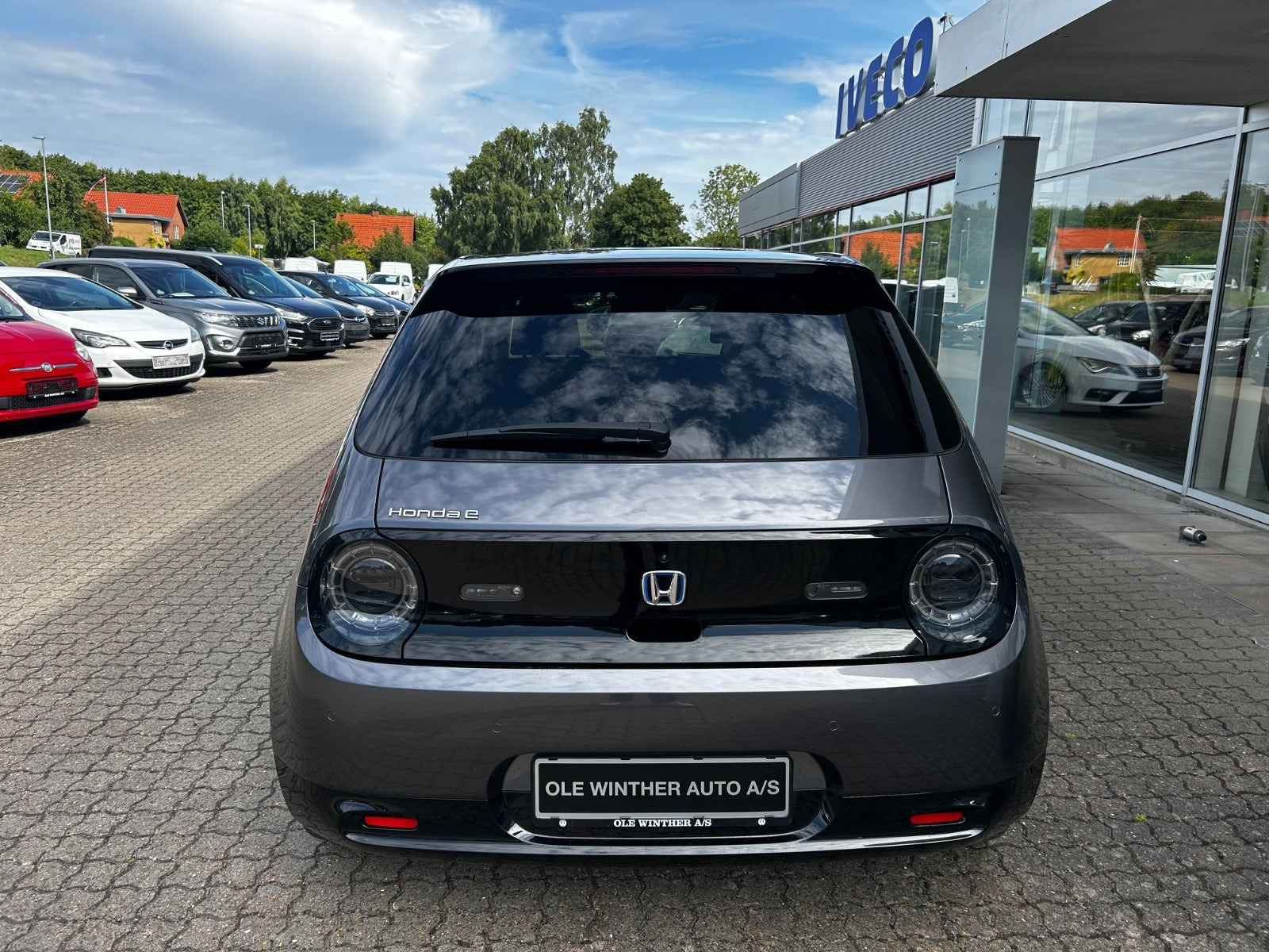 Grå Honda e fra 2020