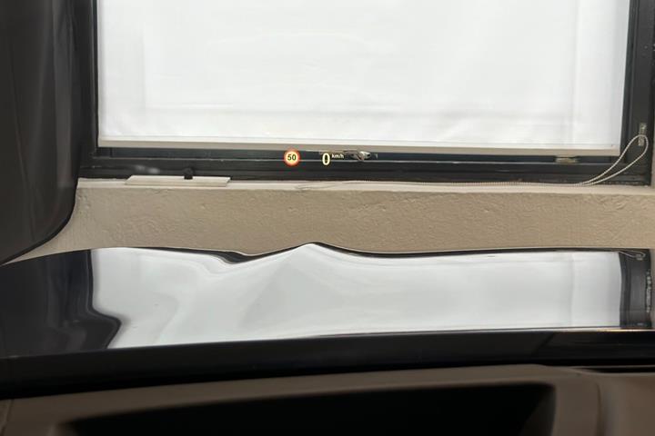 Blå BMW iX3 fra 2023