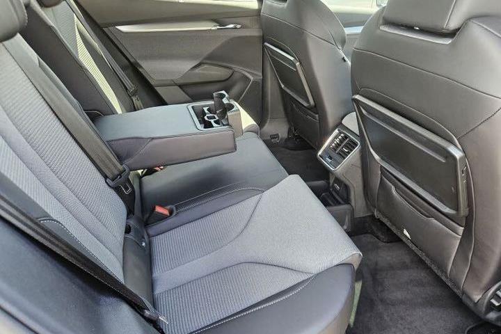 Sort Skoda Enyaq fra 2023