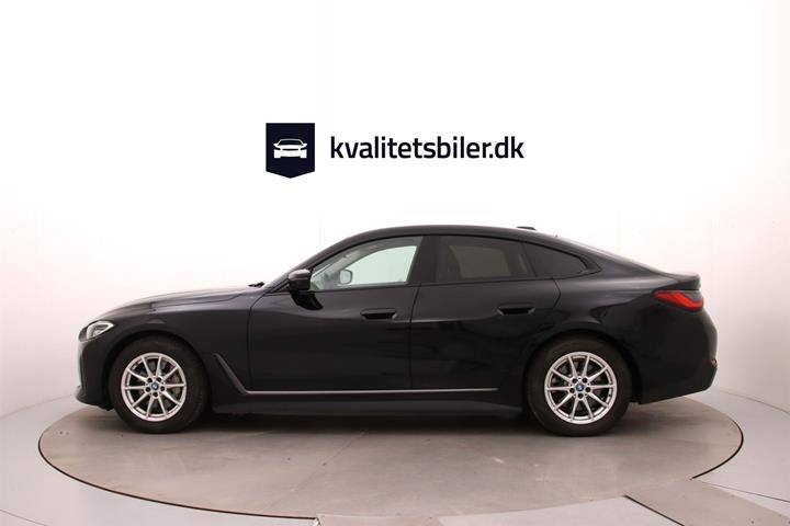 Sort BMW i4 fra 2023