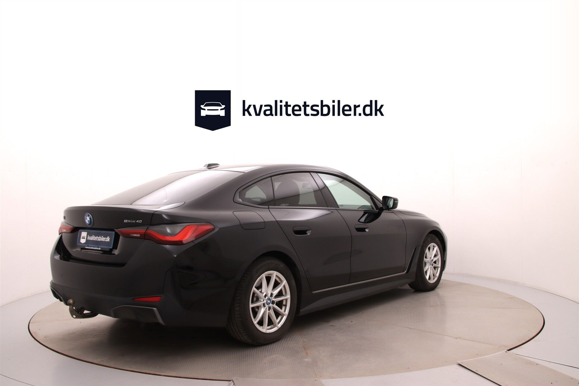 Sort BMW i4 fra 2023