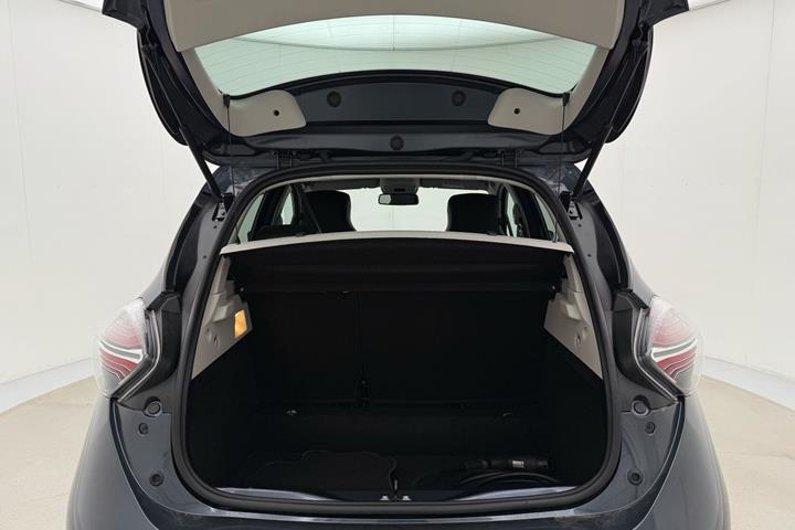 Grå Renault Zoe fra 2021