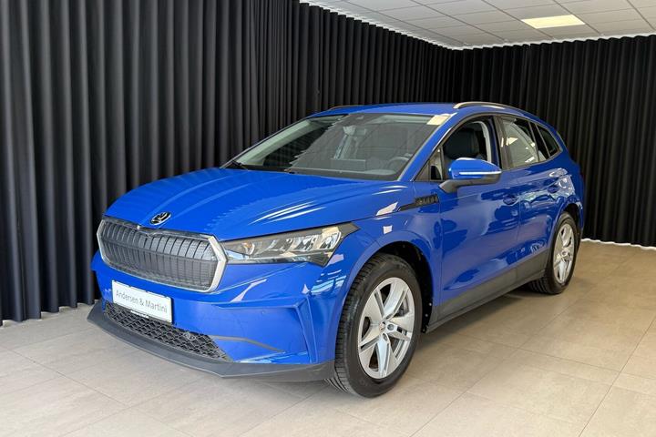 Blå Skoda Enyaq fra 2023
