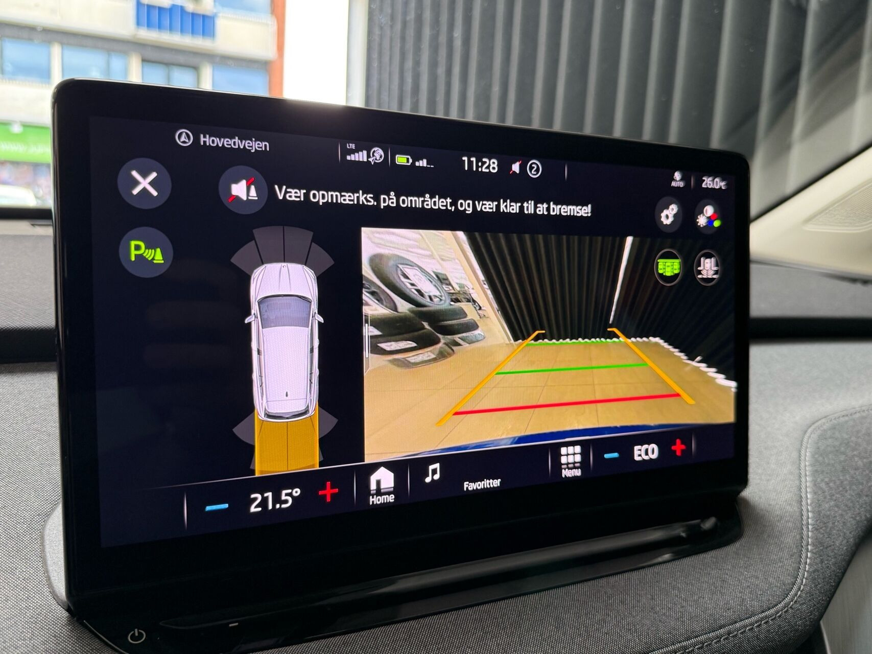 Blå Skoda Enyaq fra 2023