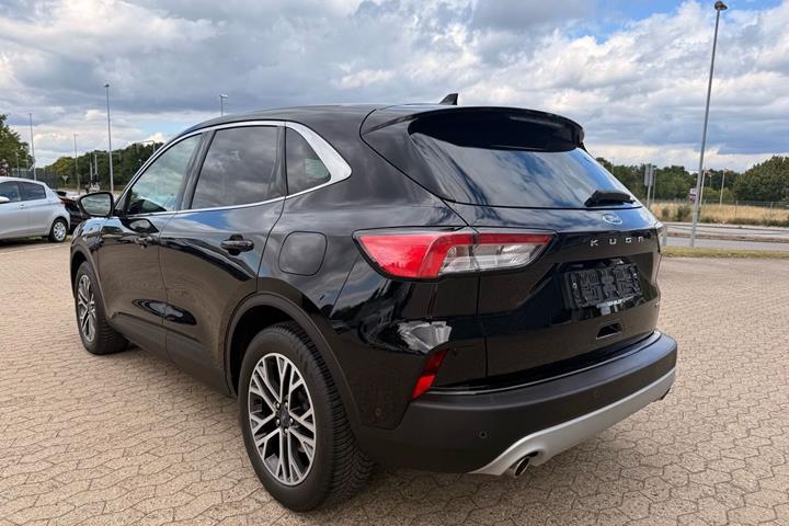 Sort Ford Kuga fra 2020