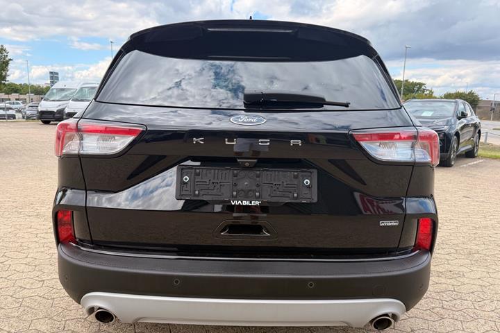 Sort Ford Kuga fra 2020