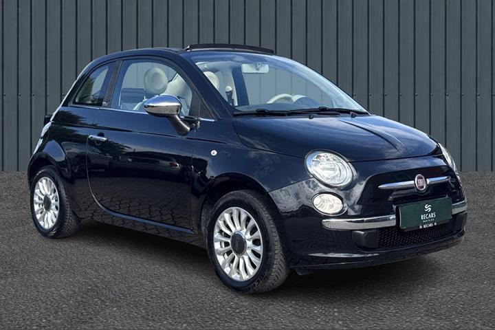 Sort Fiat 500C fra 2015
