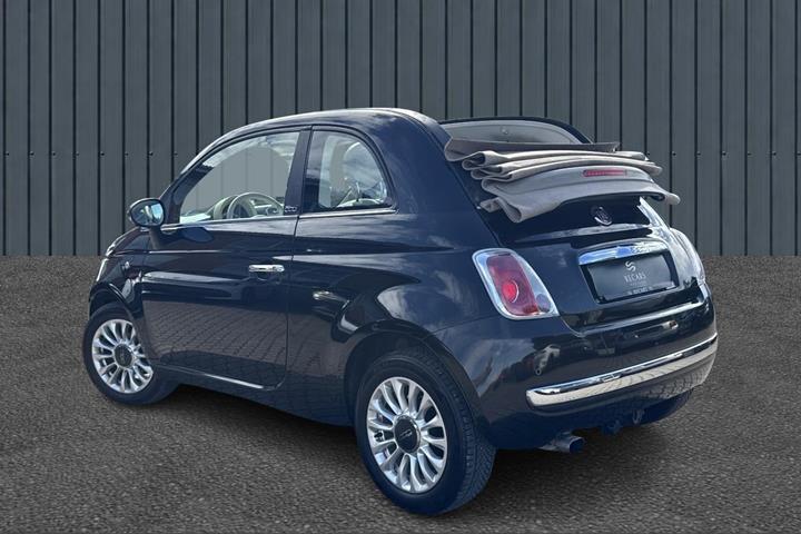 Sort Fiat 500C fra 2015
