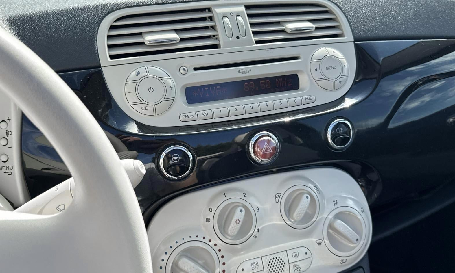 Sort Fiat 500C fra 2015