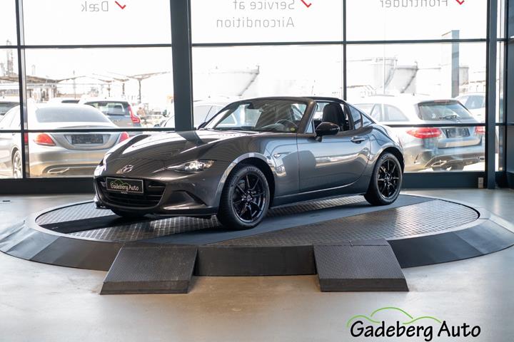 Grå Mazda MX-5 fra 2022