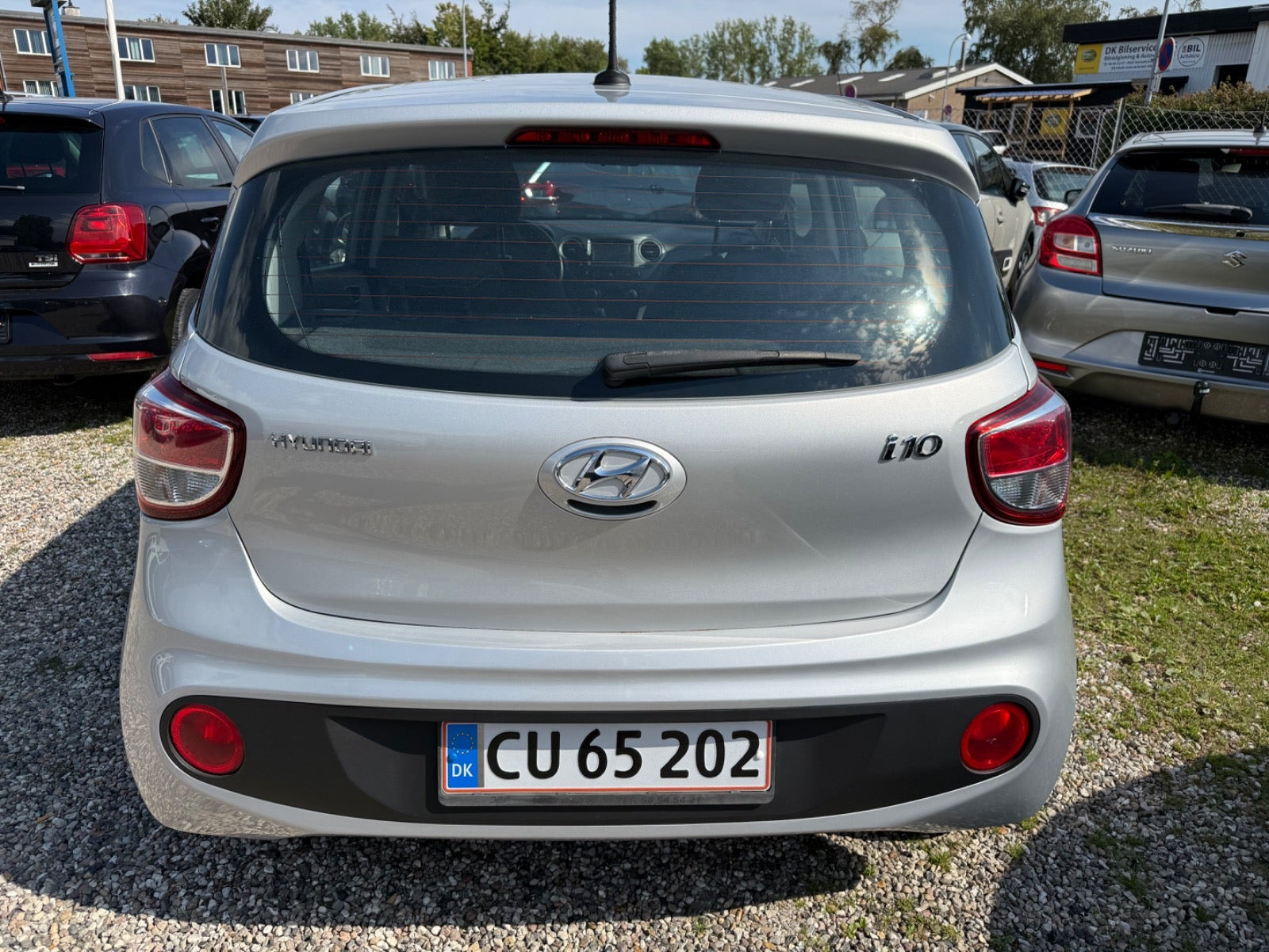 Sølv Hyundai i10 fra 2017