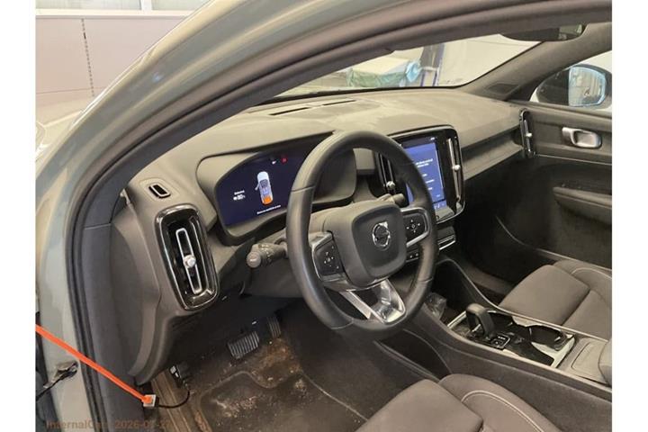 Grøn Volvo C40 fra 2023